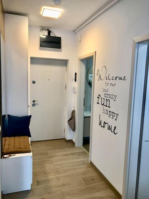 Joy City Stay Vivalia V5-9 Timişoara Buitenkant foto